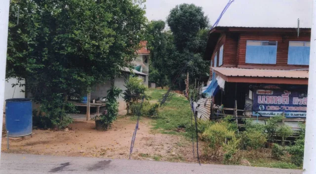 ขายทอดตลาด ที่ดินพร้อมสิ่งปลูกสร้าง ต.หัวดง อ.เก้าเลี้ยว จ.นครสวรรค์