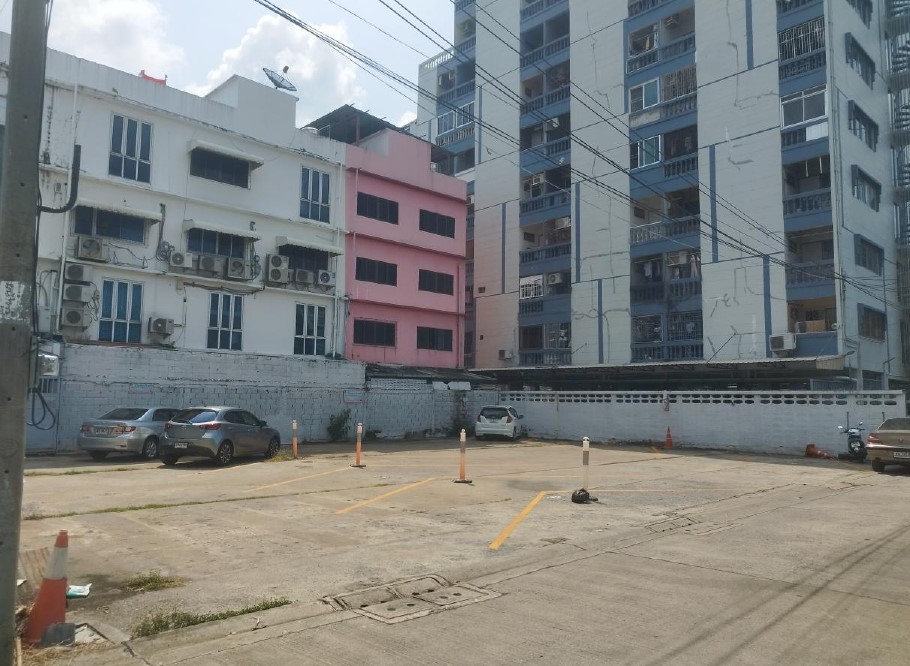 ขายทอดตลาด ที่ดินพร้อมสิ่งปลูกสร้าง ต.บางกระสอ อ.เมืองนนทบุรี จ.นนทบุรี