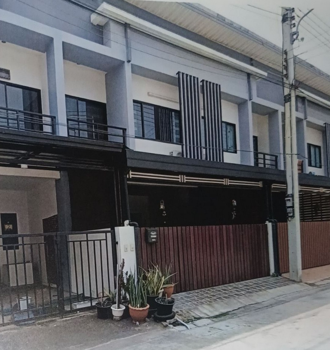ขายทอดตลาด ที่ดินพร้อมสิ่งปลูกสร้าง ต.บ้านใหม่ อ.เมืองปทุมธานี จ.ปทุมธานี