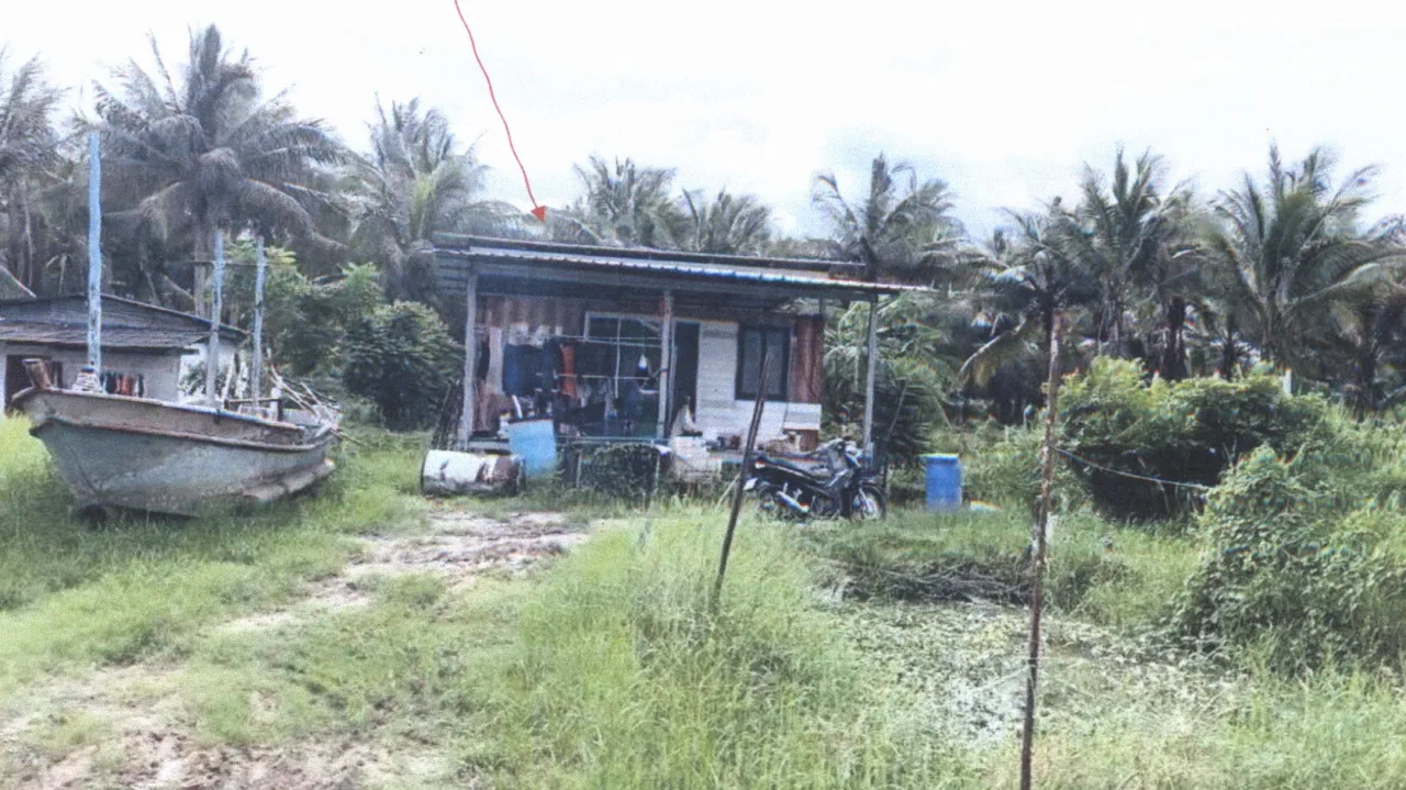 ขายทอดตลาด ที่ดินพร้อมสิ่งปลูกสร้าง ต.ห้วยยาง อ.ทับสะแก จ.ประจวบคีรีขันธ์