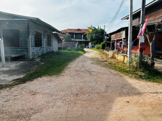 ขายทอดตลาด ที่ดินพร้อมสิ่งปลูกสร้าง ต.แดงใหญ่ อ.บ้านใหม่ไชยพจน์ จ.บุรีรัมย์
