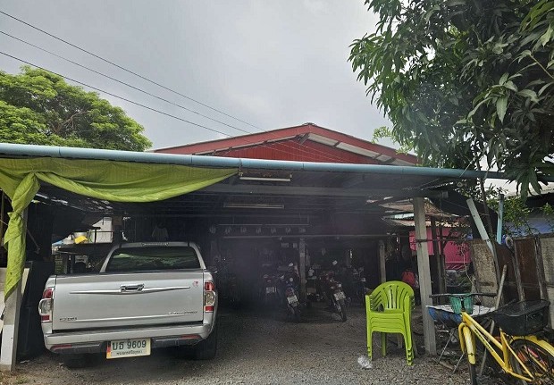 ขายทอดตลาด ที่ดินพร้อมสิ่งปลูกสร้าง ต.บ้านใหญ่ อ.ผักไห่ จ.พระนครศรีอยุธยา