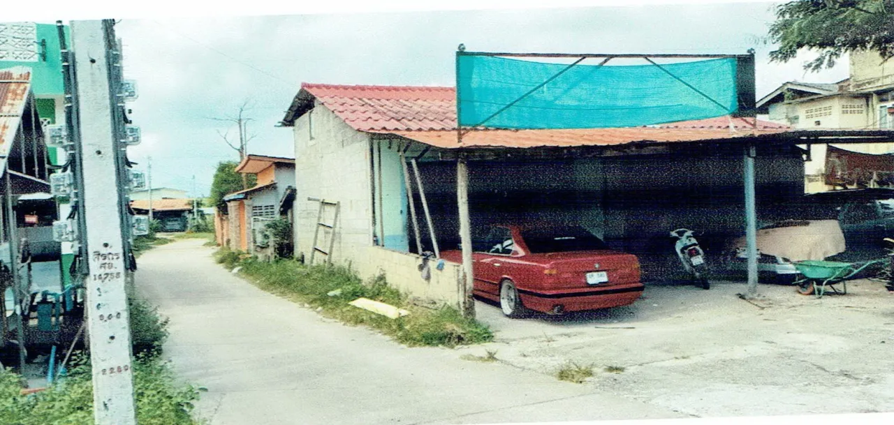 ขายทอดตลาด ที่ดินพร้อมสิ่งปลูกสร้าง ต.เขาตูม อ.ยะรัง จ.ปัตตานี