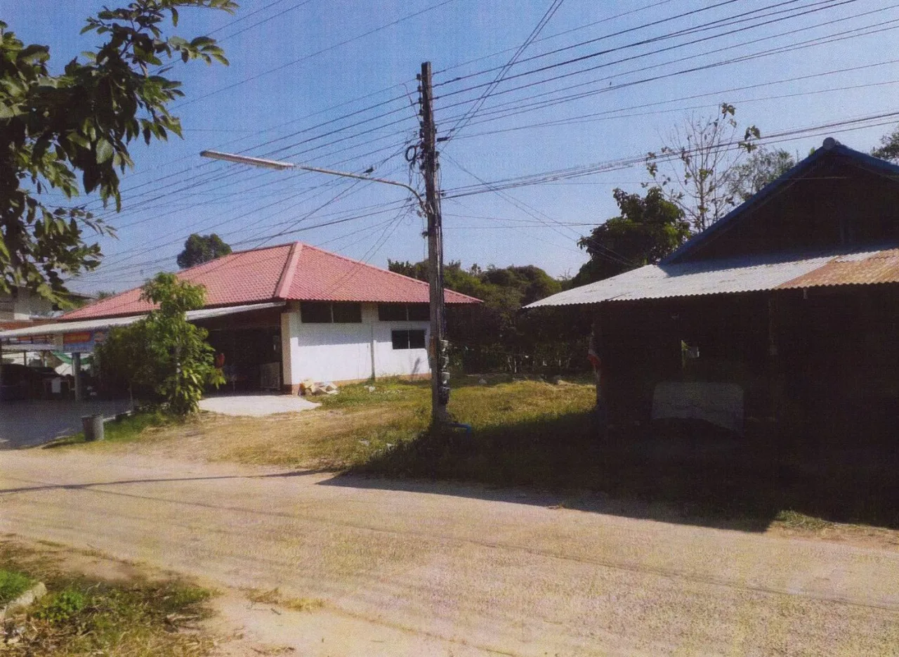 ขายทอดตลาด ที่ดินพร้อมสิ่งปลูกสร้าง ต.ดงเย็น อ.เมืองมุกดาหาร จ.มุกดาหาร
