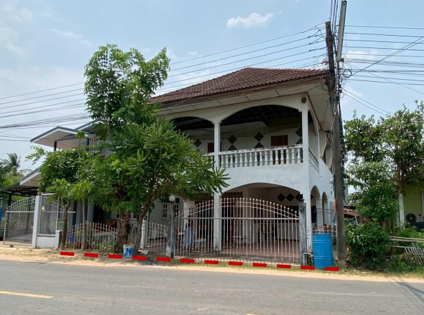 ขายทอดตลาด ที่ดินพร้อมสิ่งปลูกสร้าง ต.สำราญ อ.เมืองยโสธร จ.ยโสธร