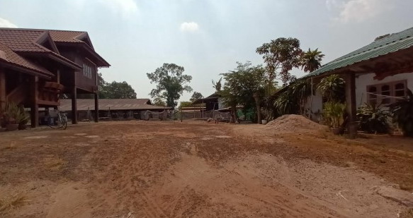 ขายทอดตลาด ที่ดินพร้อมสิ่งปลูกสร้าง ต.พรมสวรรค์ อ.โพนทอง จ.ร้อยเอ็ด
