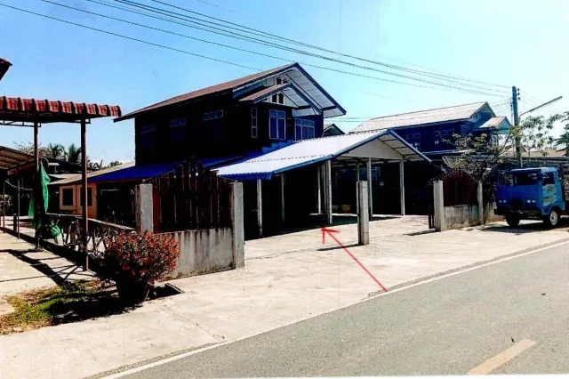 ขายทอดตลาด ที่ดินพร้อมสิ่งปลูกสร้าง ต.ลิ้นฟ้า อ.จตุรพักตรพิมาน จ.ร้อยเอ็ด