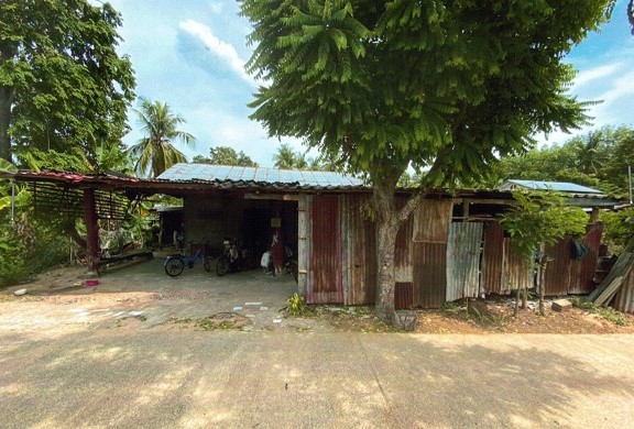 ขายทอดตลาด ที่ดินพร้อมสิ่งปลูกสร้าง ต.โนนเพ็ก อ.กิ่งอำเภอพยุห์ จ.ศรีสะเกษ