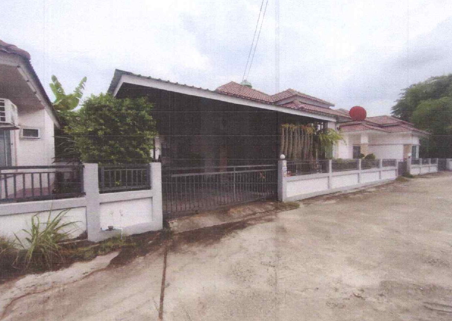 ขายทอดตลาด ที่ดินพร้อมสิ่งปลูกสร้าง ต.มาบข่า อ.นิคมพัฒนา จ.ระยอง