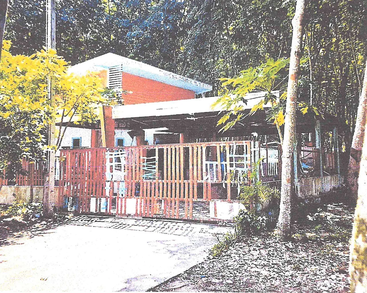 ขายทอดตลาด ที่ดินพร้อมสิ่งปลูกสร้าง ต.หนองบัว อ.บ้านค่าย จ.ระยอง