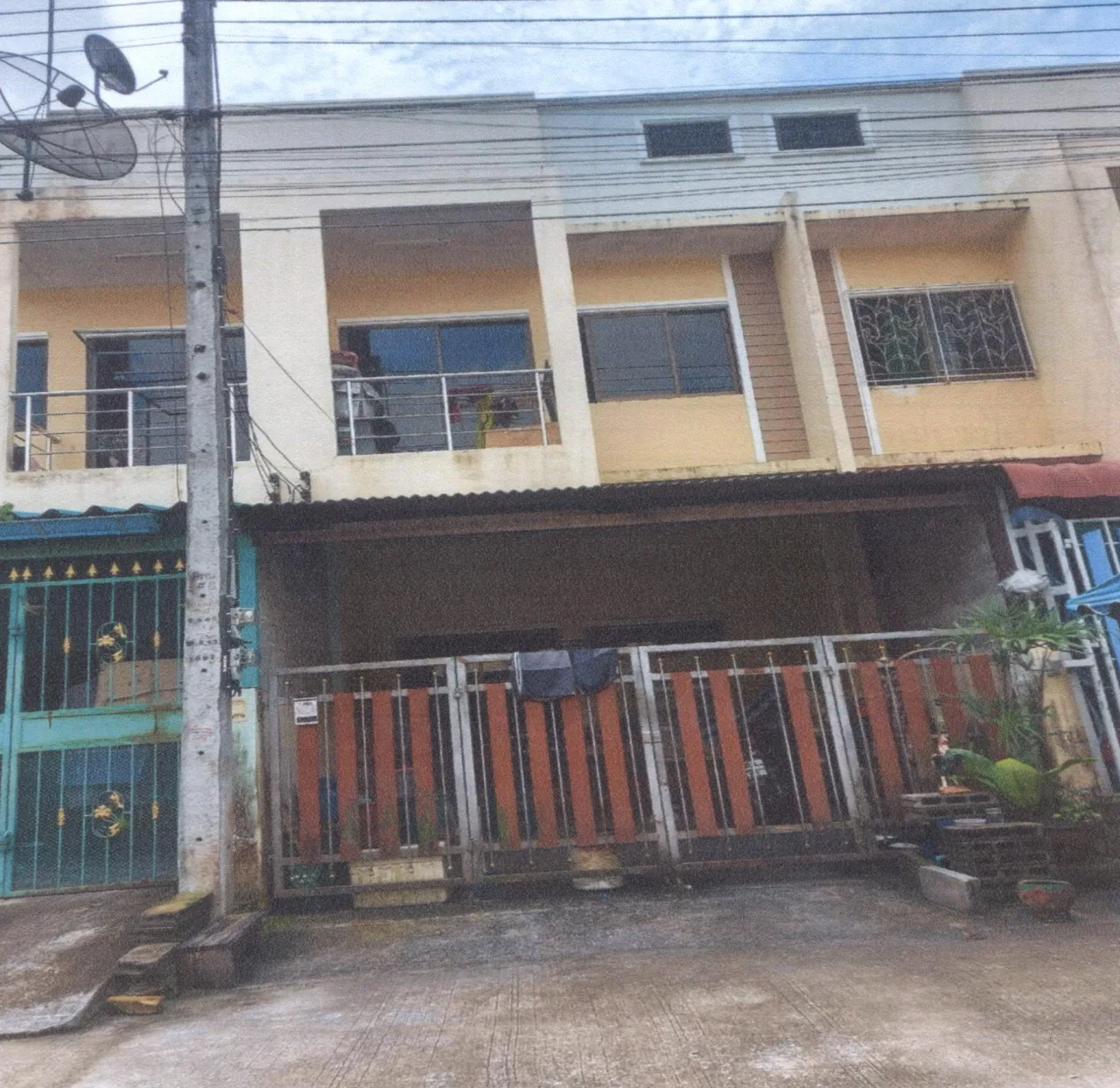 ขายทอดตลาด ที่ดินพร้อมสิ่งปลูกสร้าง ต.บ้านพรุ อ.หาดใหญ่ จ.สงขลา
