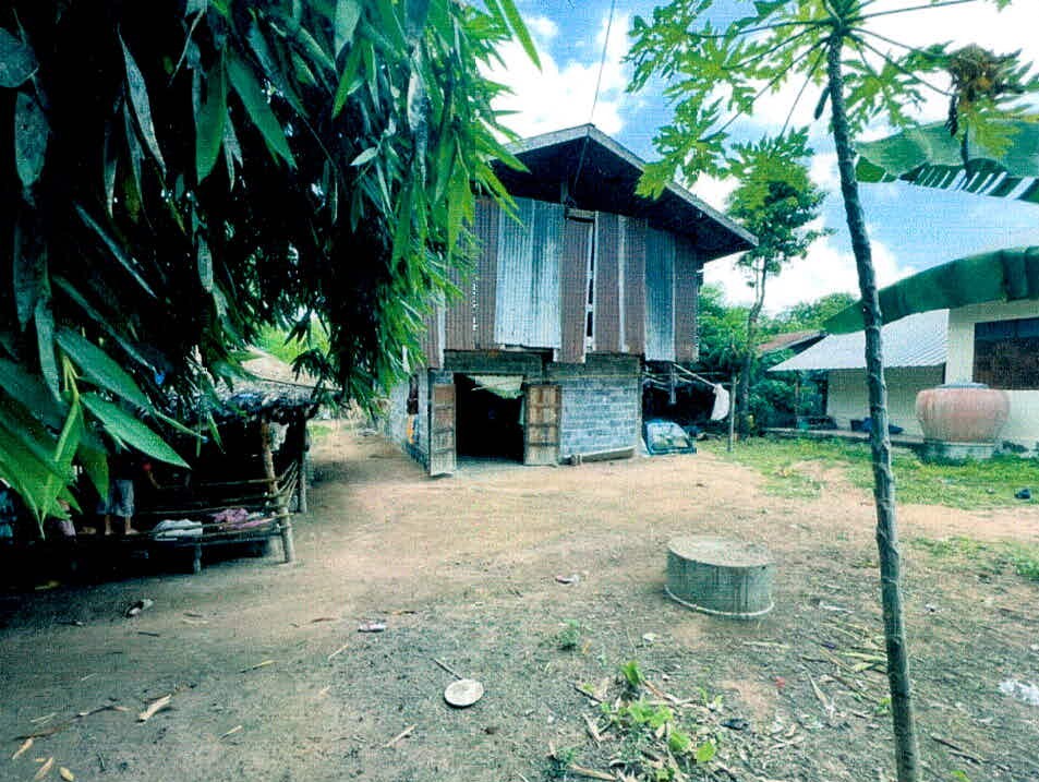 ขายทอดตลาด ที่ดินพร้อมสิ่งปลูกสร้าง ต.กระเทียม อ.สังขะ จ.สุรินทร์
