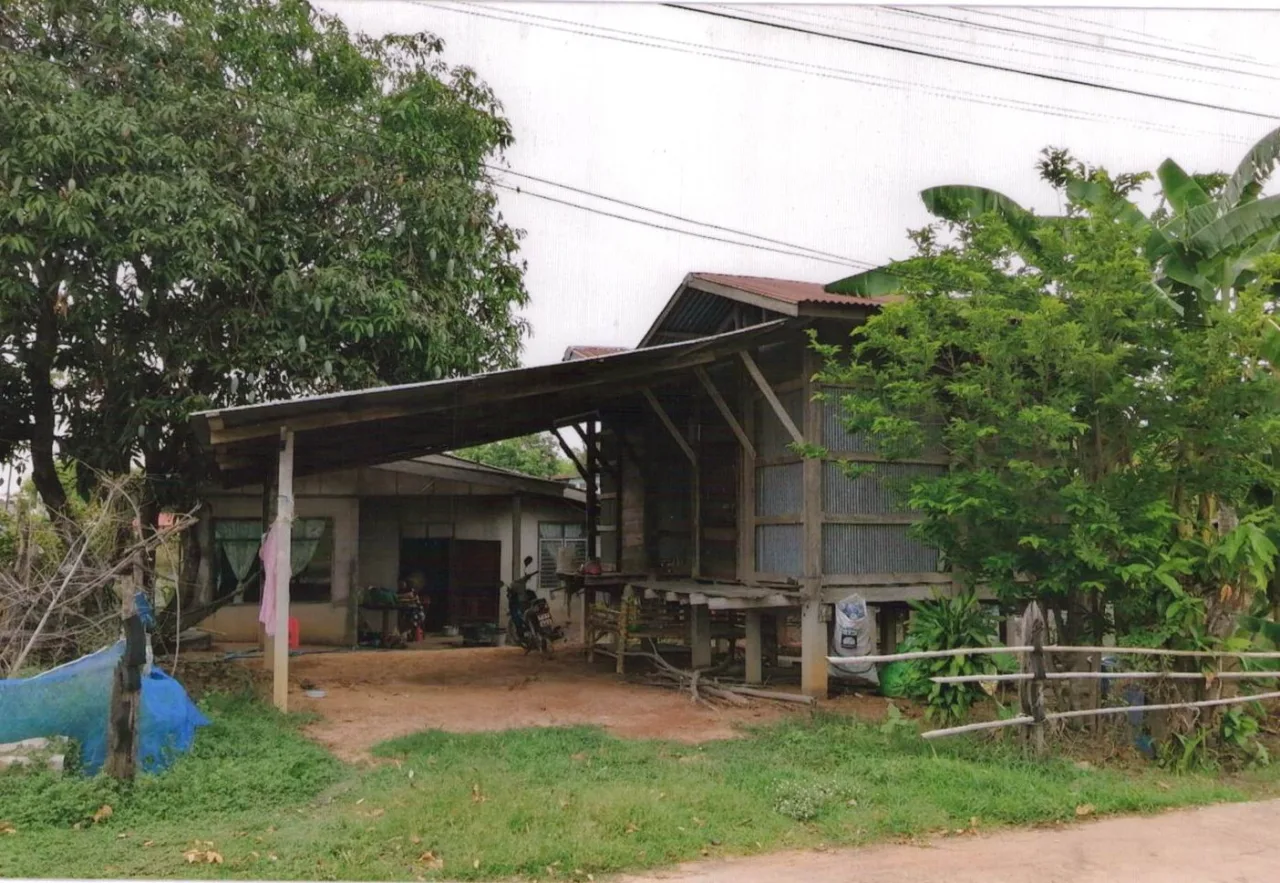 ขายทอดตลาด ที่ดินพร้อมสิ่งปลูกสร้าง ต.บุฤาษี อ.เมืองสุรินทร์ จ.สุรินทร์