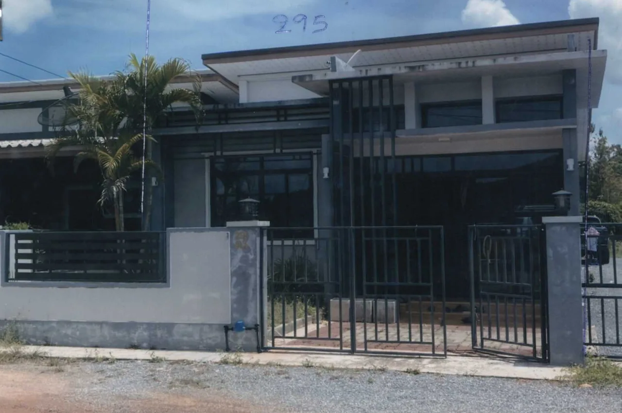 ขายทอดตลาด ที่ดินพร้อมสิ่งปลูกสร้าง ต.กำแพง อ.ละงู จ.สตูล