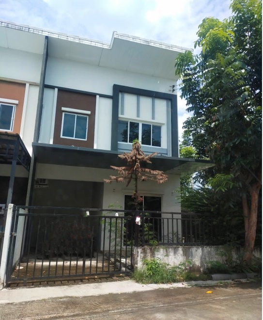 ขายทอดตลาด ที่ดินพร้อมสิ่งปลูกสร้าง ต.สวนหลวง อ.กระทุ่มแบน จ.สมุทรสาคร
