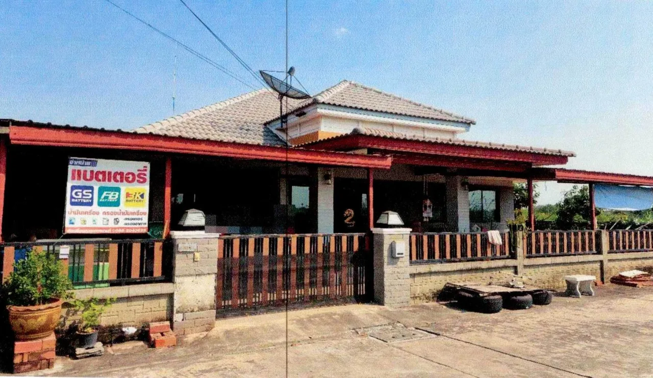 ขายทอดตลาด ที่ดินพร้อมสิ่งปลูกสร้าง ต.พานทอง อ.พานทอง จ.ชลบุรี