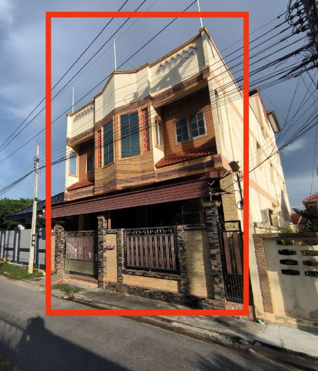 ขายทอดตลาด ที่ดินพร้อมสิ่งปลูกสร้าง ต.มะขามเตี้ย อ.เมืองสุราษฎร์ธานี จ.สุราษฎร์ธานี