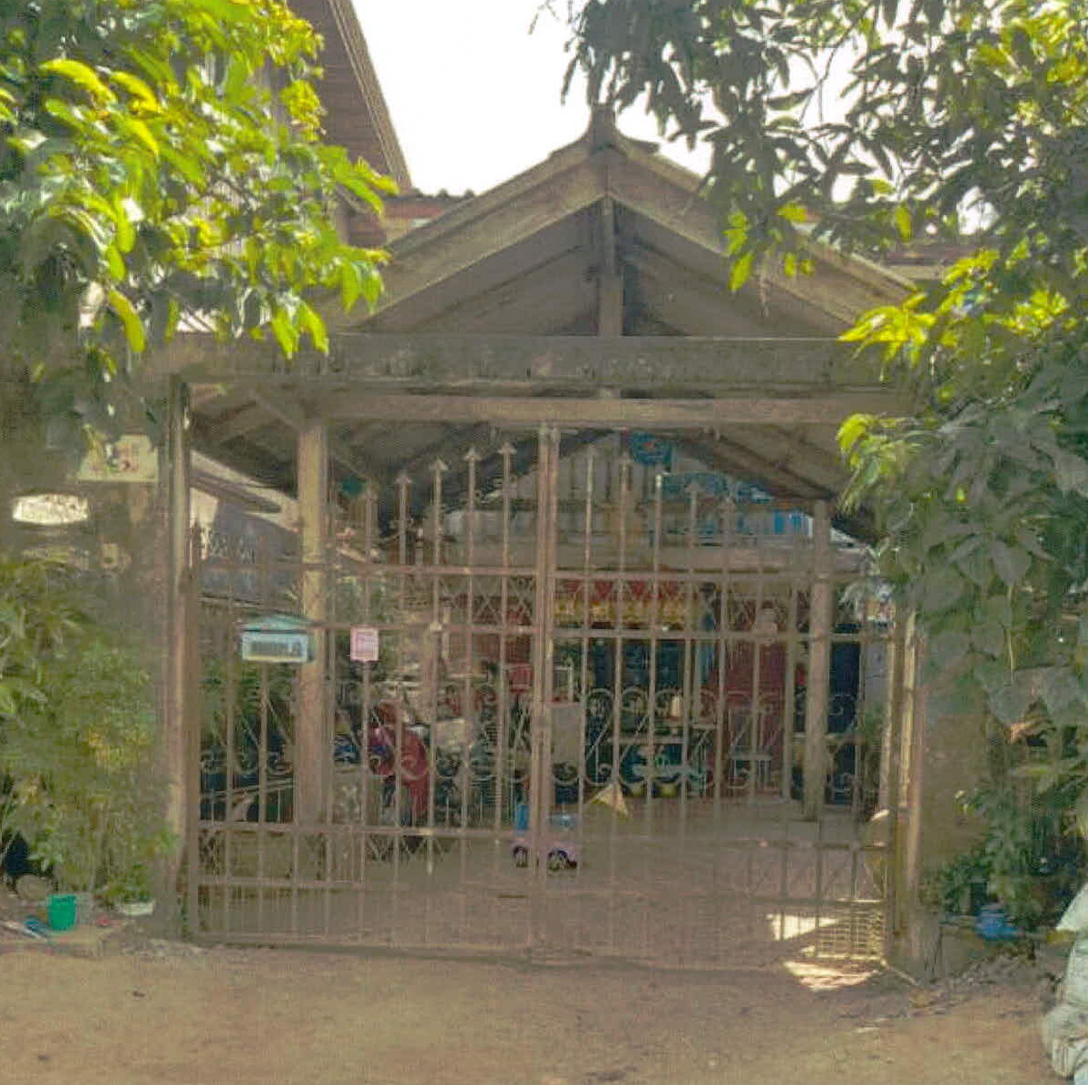 ขายทอดตลาด ที่ดินพร้อมสิ่งปลูกสร้าง ต.ท่าข้าม อ.พุนพิน จ.สุราษฎร์ธานี