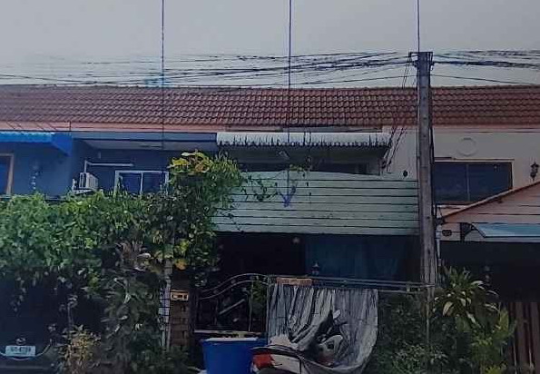 ขายทอดตลาด ที่ดินพร้อมสิ่งปลูกสร้าง ต.มะขามเตี้ย อ.เมืองสุราษฎร์ธานี จ.สุราษฎร์ธานี