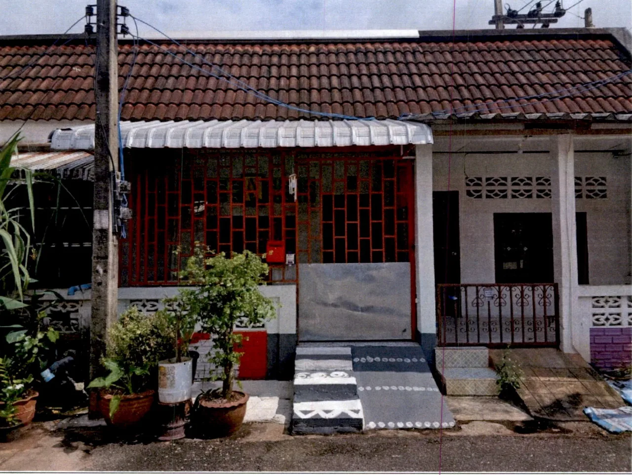 ขายทอดตลาด ที่ดินพร้อมสิ่งปลูกสร้าง ต.มะขามเตี้ย อ.เมืองสุราษฎร์ธานี จ.สุราษฎร์ธานี