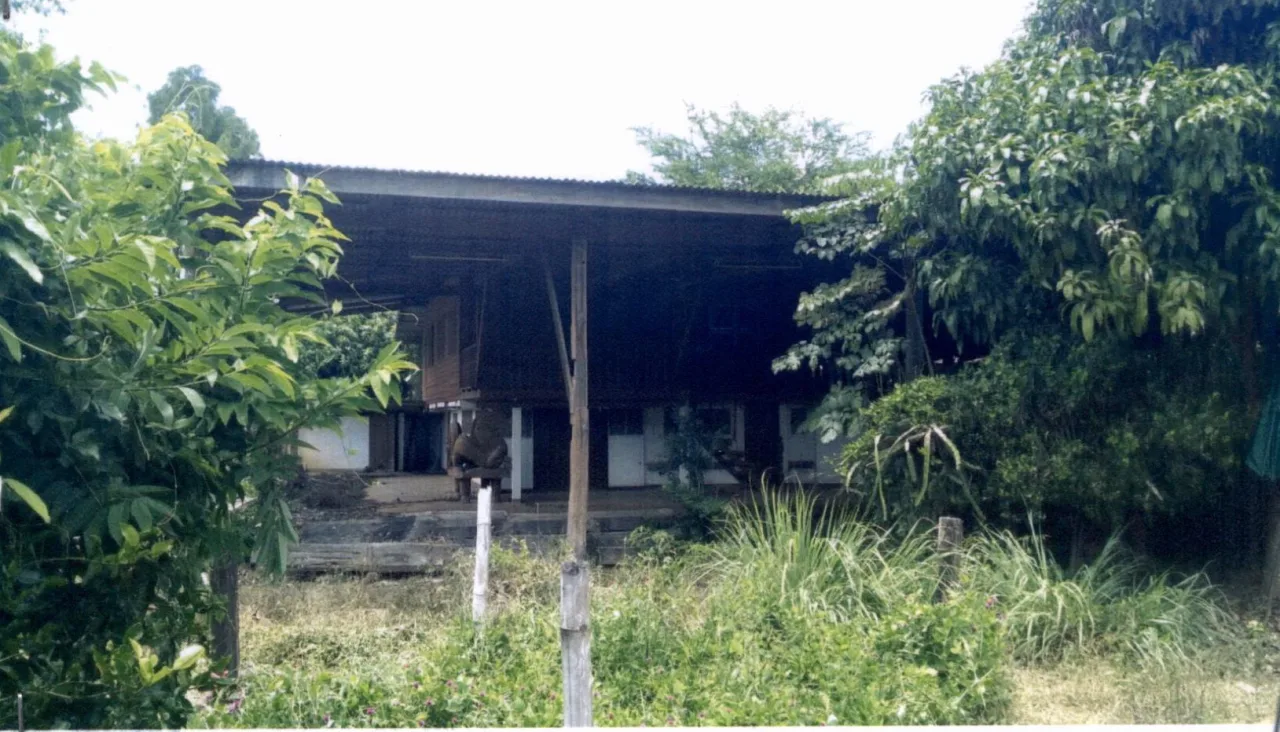 ขายทอดตลาด ที่ดินพร้อมสิ่งปลูกสร้าง ต.ทับผึ้ง อ.ศรีสำโรง จ.สุโขทัย