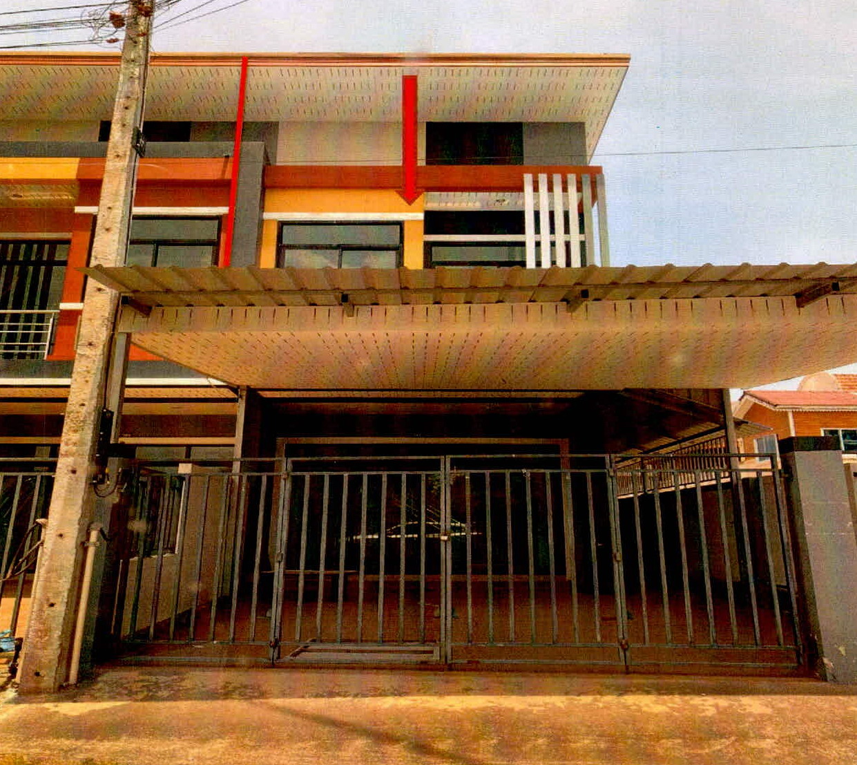 ขายทอดตลาด ที่ดินพร้อมสิ่งปลูกสร้าง ต.มะขามเตี้ย อ.เมืองสุราษฎร์ธานี จ.สุราษฎร์ธานี